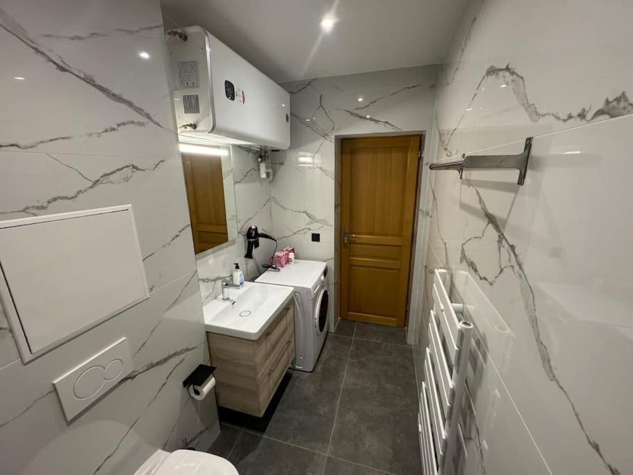 L'Etoile De Seine 77 Appartement 3 Dammarie-lè-Lys Екстериор снимка