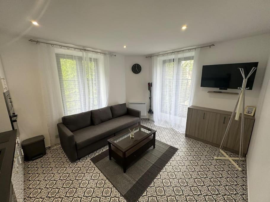 L'Etoile De Seine 77 Appartement 3 Dammarie-lè-Lys Екстериор снимка